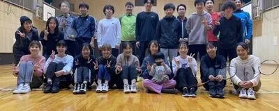 みんなでバドミントンの活動紹介
